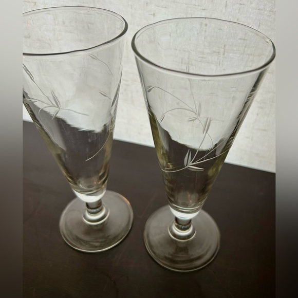 2 Fostoria etched, wheat pattern, Pilsner glasses. - Picture 3 of 9